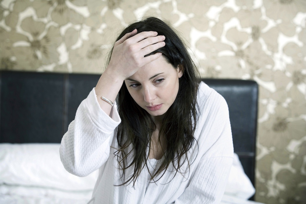 Le mal de tête est un des symptômes associés à un manque de progestérone