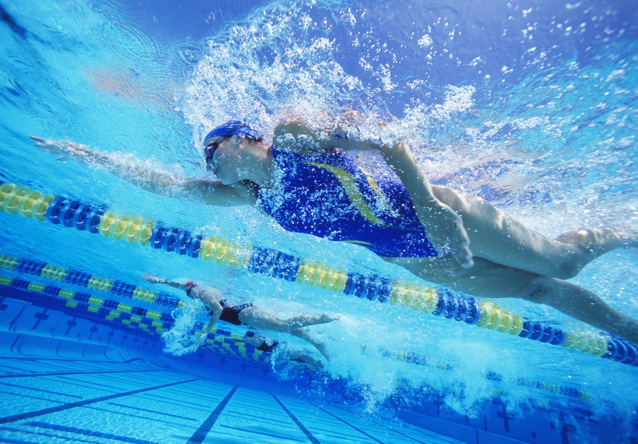 Pratiquer la natation renforce l'effet des produits amaigrissants